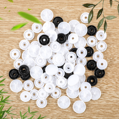Manufacturers Supply T5 White Plastic Snap Fastener Garment Accessories Button round Child and Mother Hidden Buckle Quantity Discount