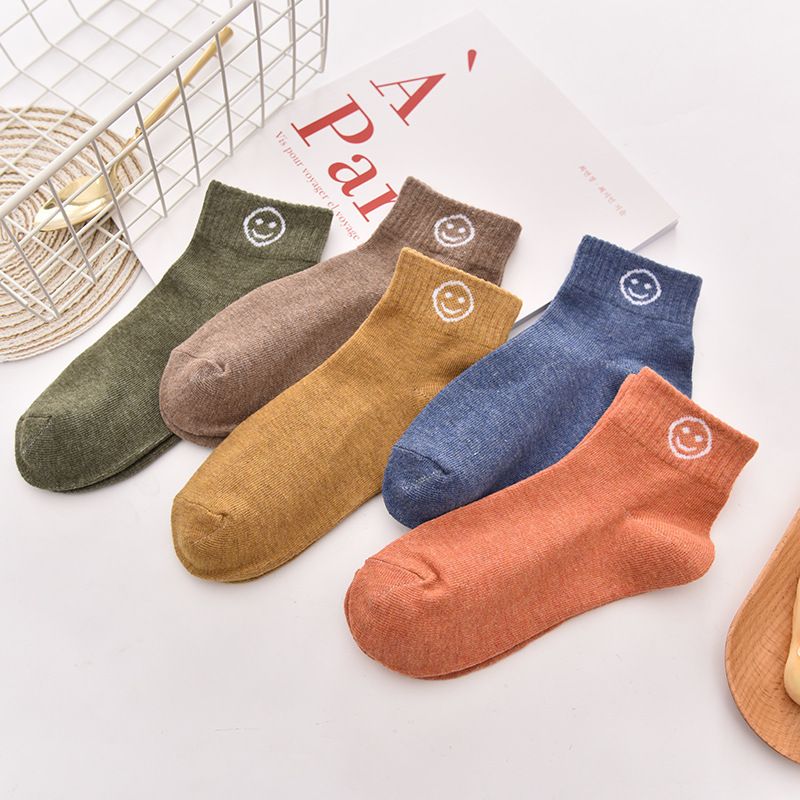 袜子女中筒百搭棉质舒适透气女袜韩版棉袜 ins潮笑脸袜子可爱