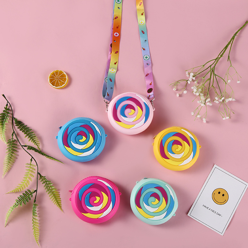 儿童包包2021彩色卡通可爱斜挎小包硅胶女童宝宝公主迷你零钱包