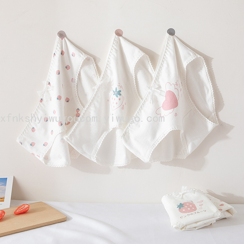 日系白色可爱卡通学生内裤高中生内裤中腰三角裤批发