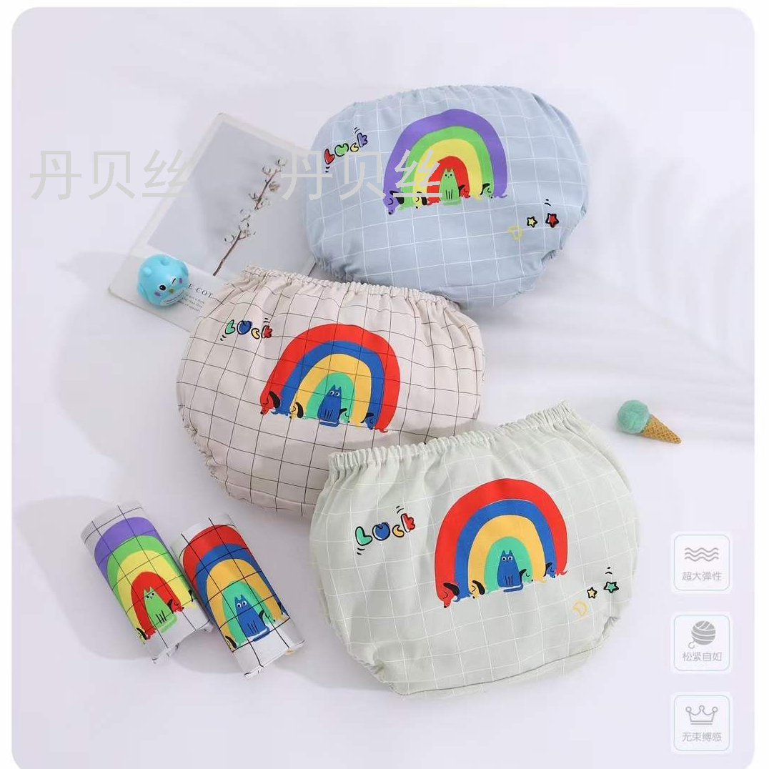 无痕锁边防勒臀 全包工艺 卡通印花 俏皮可爱男童简装面包裤