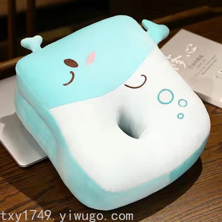 办公室暖手午睡枕女生午休枕头小学生儿童桌上趴睡枕午休神器插手