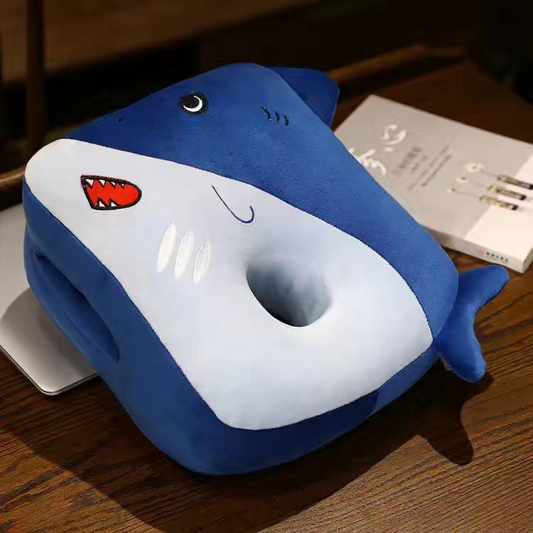 办公室暖手午睡枕女生午休枕头小学生儿童桌上趴睡枕午休神器插手