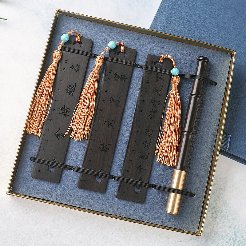 工厂批发红木书签 雕刻logo创意中国风礼品旅游纪念檀木木质书签