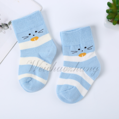 Playful cute Striped Two-Tone Cotton Socks Korean Style Children‘s Spring and Autumn Mid-Calf Socks Are Comfortable to Wear with Various Colors