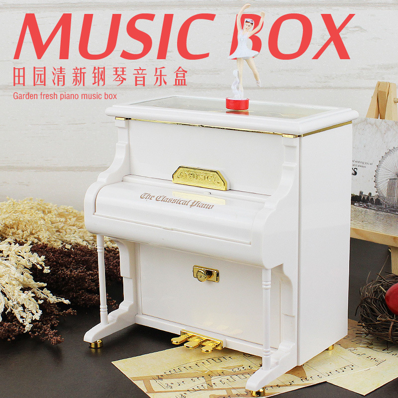 厂家直售创意立式芭蕾旋转女孩钢琴音乐盒装饰客厅卧室摆设小礼品
