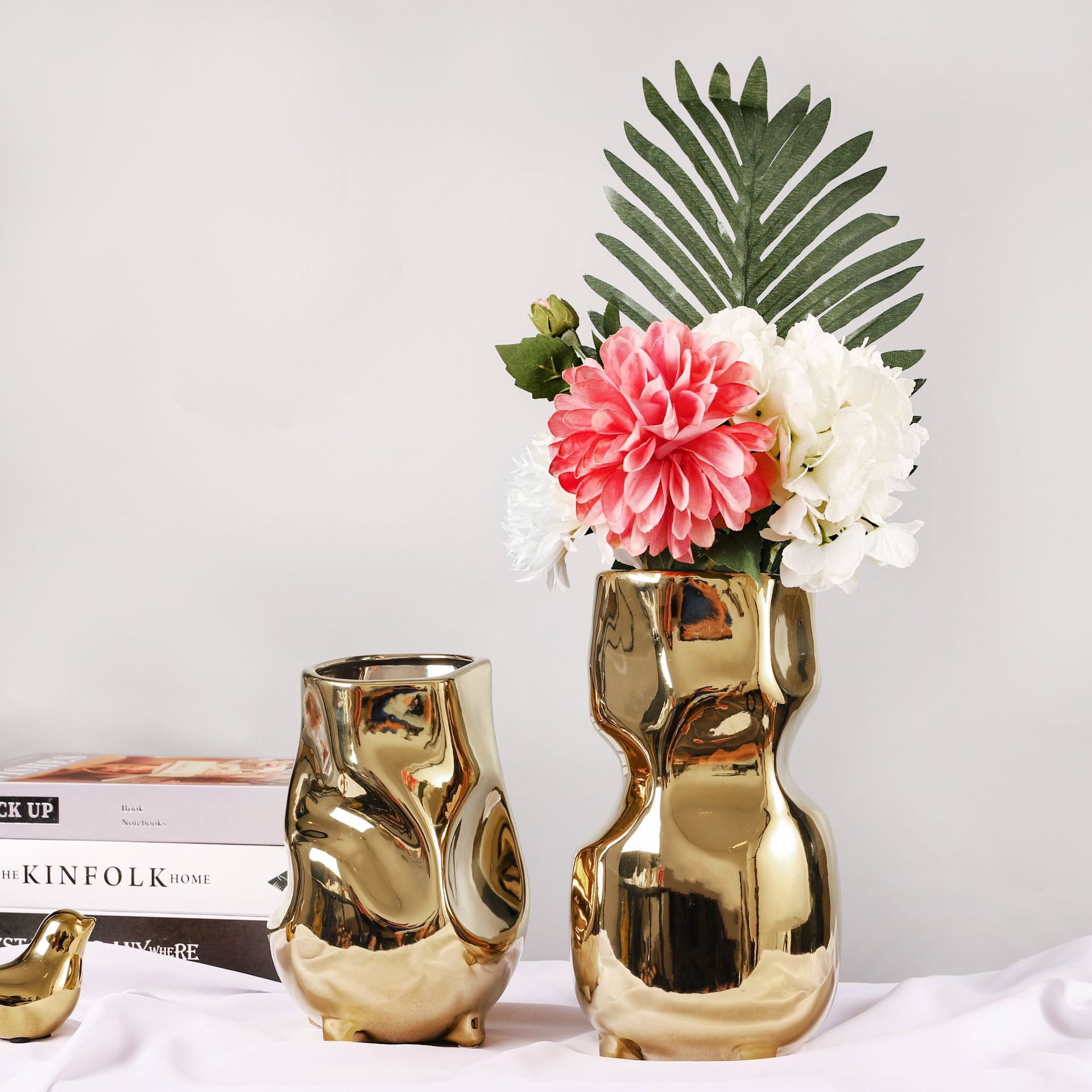 北欧风陶瓷花瓶不规则创意电镀金色摆件家居软装装饰花盆插花花器
