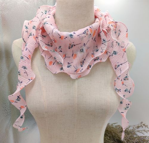 Spot Women‘s Flower Pink Diamond Neckerchief Printing Decoration Warp Knitted Autumn Crumpled Scarf Women‘s Scarf