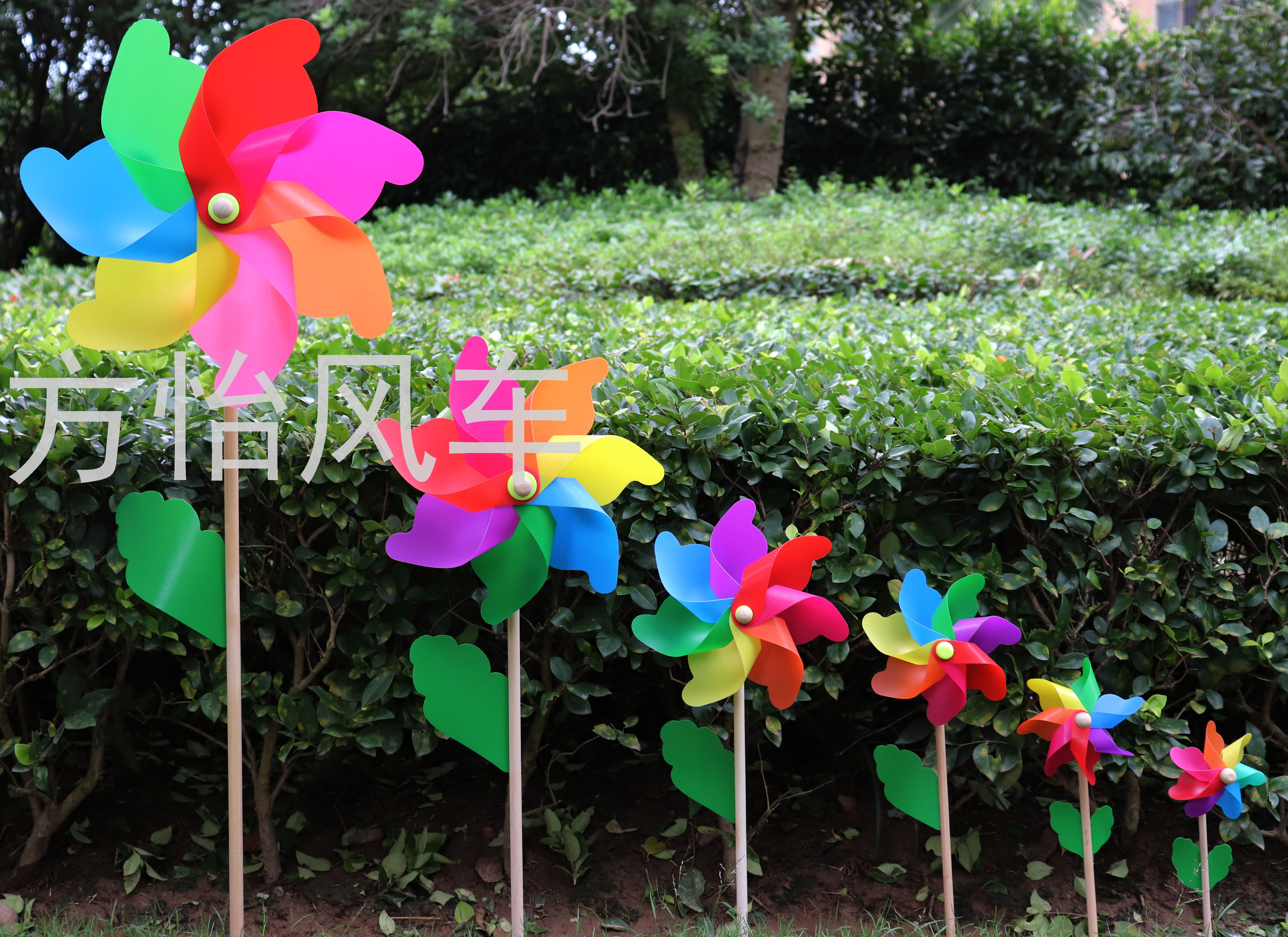 60七彩木杆风车磨砂加厚景区园林房地产插地儿童玩具厂家直销
