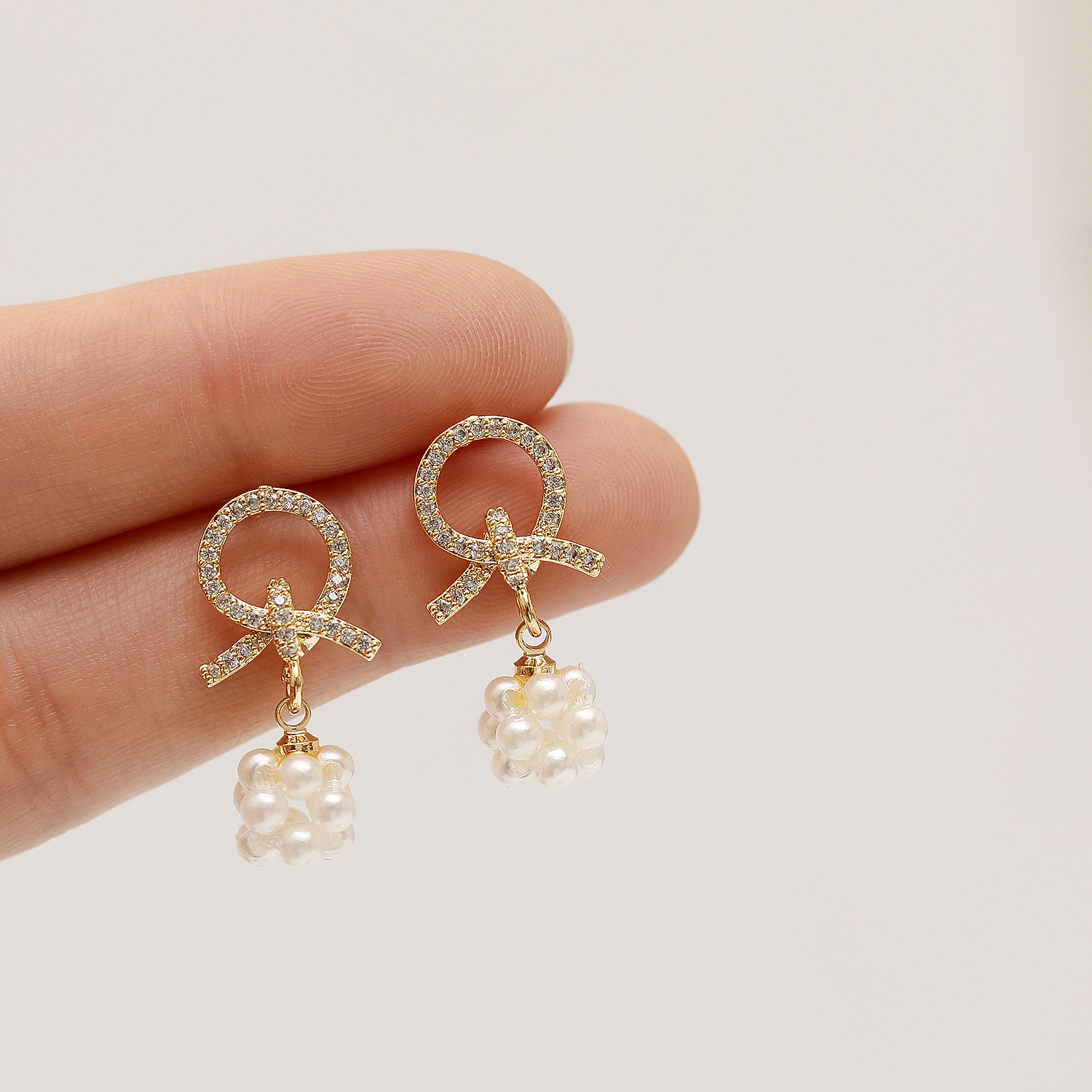 珍珠耳钉2021年新款潮日韩气质耳环耳饰女高级锆石感简约小巧耳坠