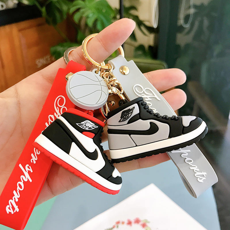 滴塑蓝球鞋钥匙扣挂件PVC卡通书包情侣挂饰创小礼物意钥匙圈