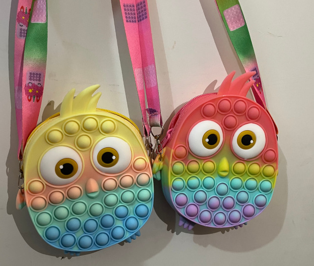 跨境爆款灭鼠先锋包包可爱小鸟斜挎包指尖按压泡泡解压零钱包厂家