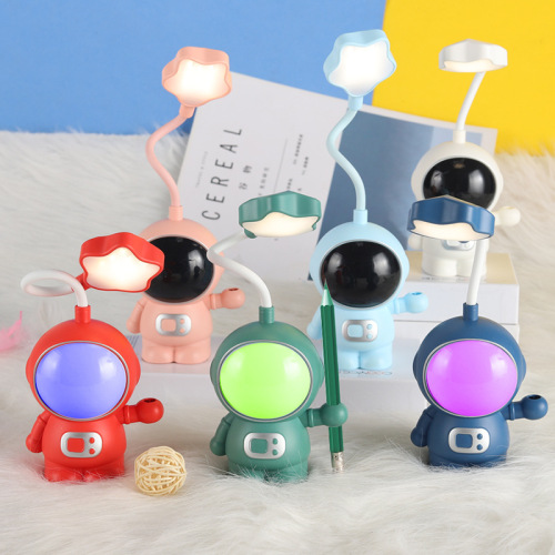 New Spaceman Penholder Table Lamp Astronaut Led Pencil Sharper Eye Protection Table Lamp Dormitory Bedside Reading Small Night Lamp