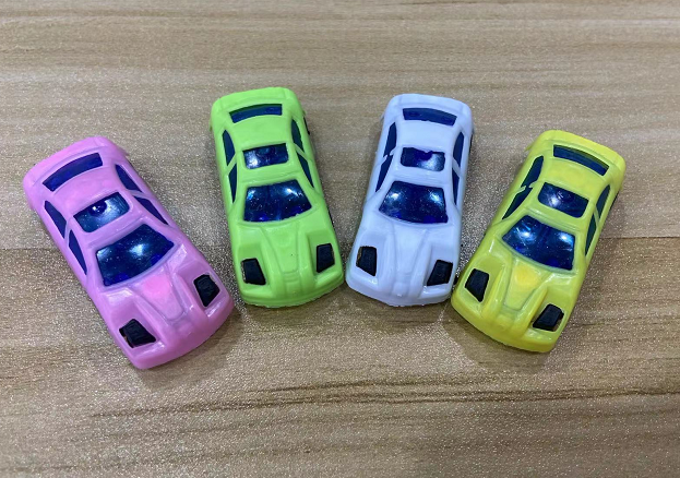 儿童塑料玩具批发滑行小轿车儿童热爱玩具地摊玩具