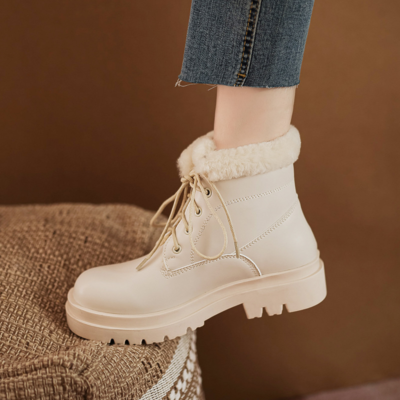 雪地靴女2021年新款冬季棉鞋女保暖可爱百搭马丁靴厚底加绒短靴女