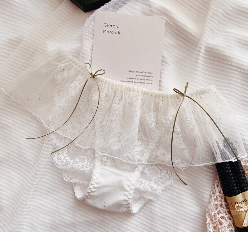 中低腰日系蕾丝内裤少女性感薄款透气复古镂空飞边三角裤女3条装