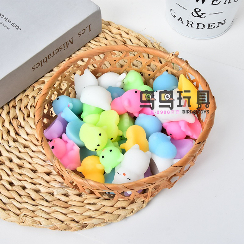 卡通创意捏捏乐减压玩具可爱软萌小动物团子摆地摊儿童小学生礼品