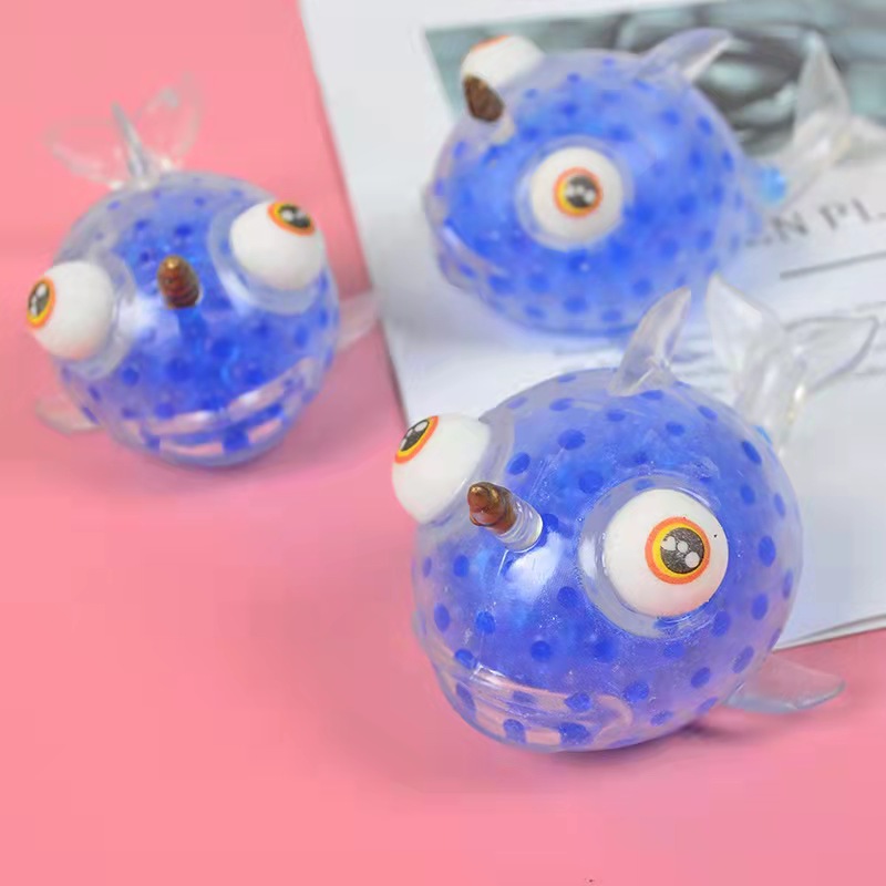 跨境货源创意奇特TPR挤压发泄球大独角鲸鱼捏捏乐减压玩具厂家