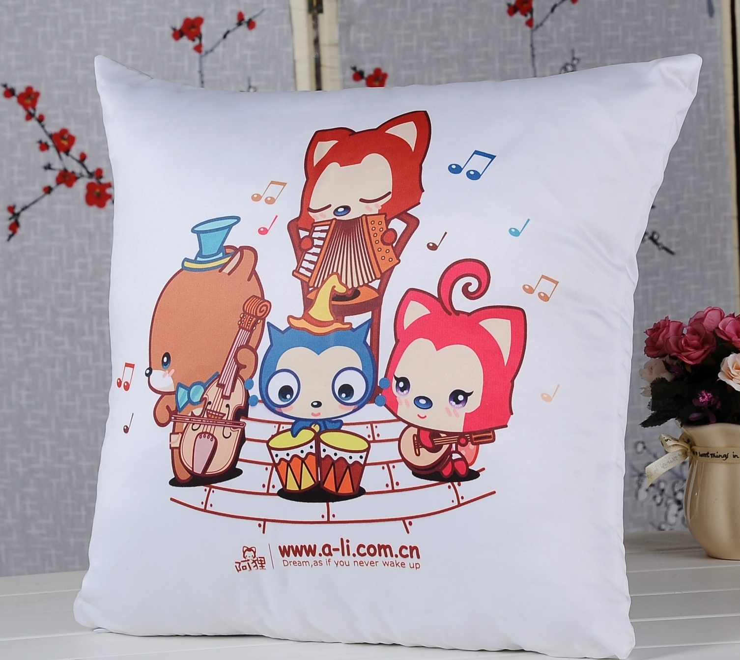 厂家热转印亚麻绒空白抱枕套DIY水晶棉麻纯白枕套热升华耗材绸缎