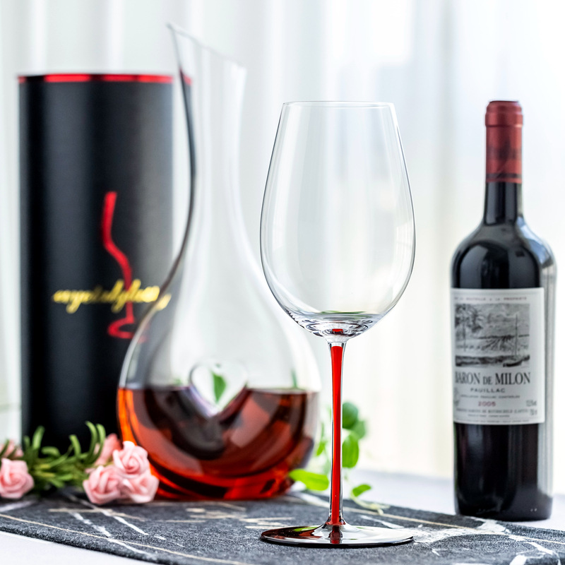 创意水晶家用高脚杯葡萄酒杯红挺黑底勃艮第波尔多红酒杯批发
