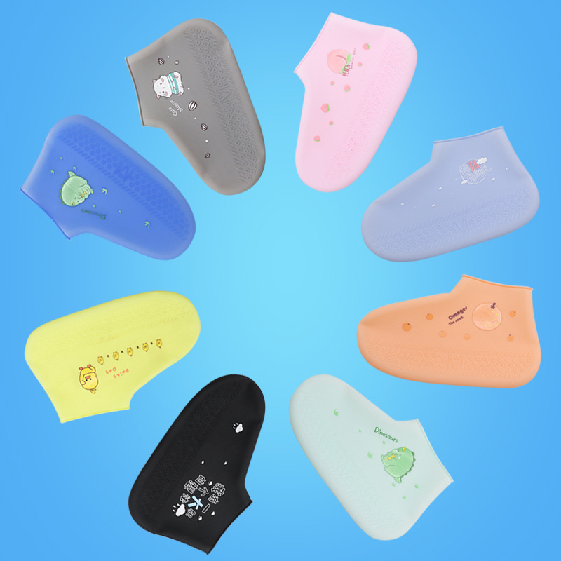 新款通用耐磨防滑硅胶鞋套 橡胶防雨水鞋套 雨天户外便携时尚鞋套