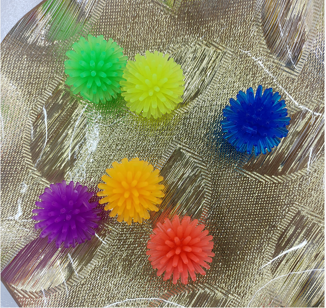 跨境爆款解压玩具刺球河豚球水晶杨梅子按摩毛刺球促销礼品发泄球