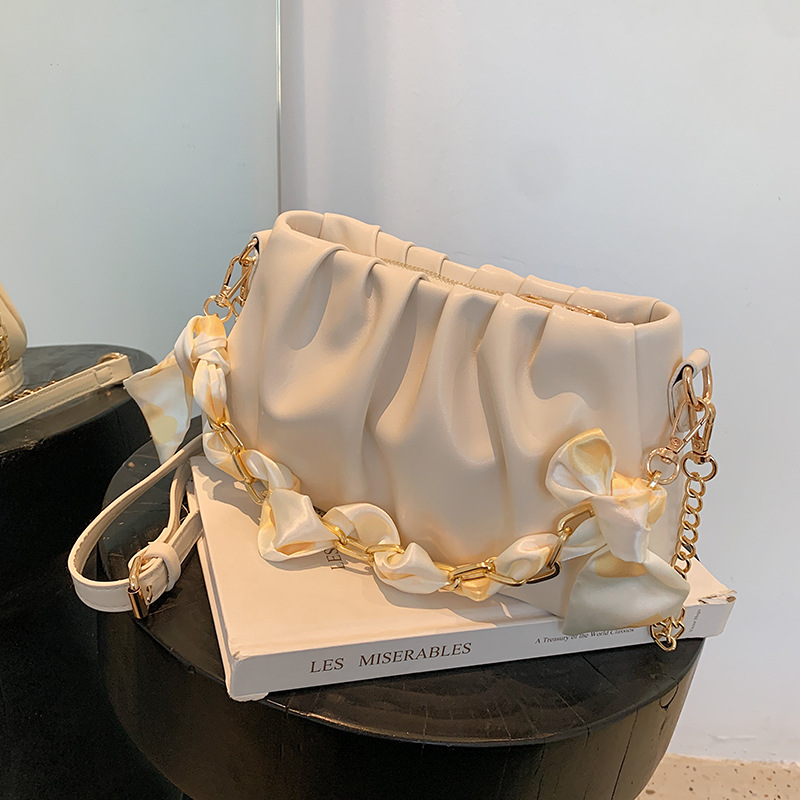 小包包女包2021跨境新款bags潮百搭小众设计褶皱链条斜挎包小方包