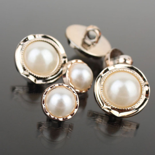 High-End Small Button Wholesale Shirt Button Clothes Button Foot Pearl Color Twist Buckle 