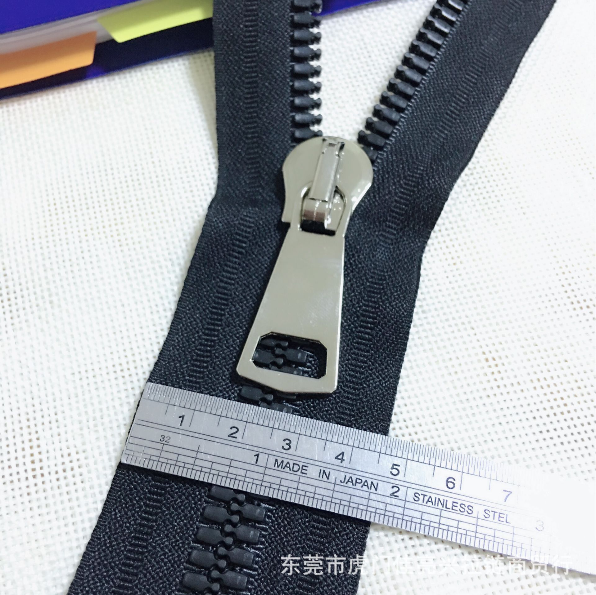 广东拉链厂家直销15号胶牙树脂闭尾欧款拉头拉链 服装时尚拉链