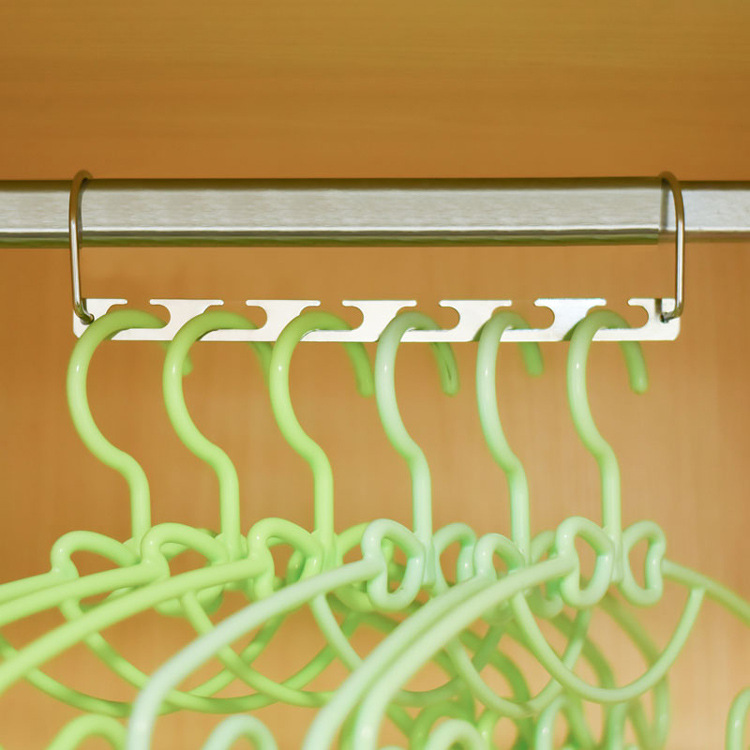 厂家销售不锈钢魔术衣架居家收纳可折叠多孔晾衣架跨境