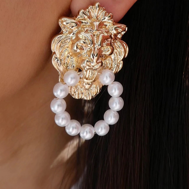 欧美跨境耳饰 新款珍珠装饰夸张虎头耳环 名媛街拍时尚朋克风耳环