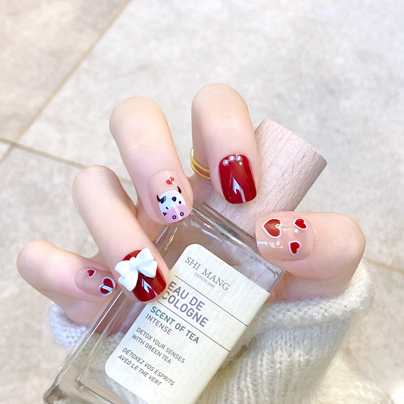 秋冬热销新款校园学生假指甲 蝴蝶结美甲 珍珠爱心奶牛超薄穿戴甲