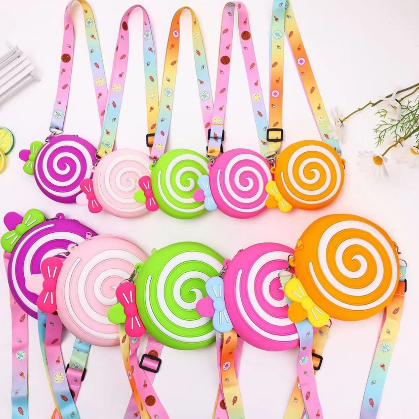 款式多多硅胶包包