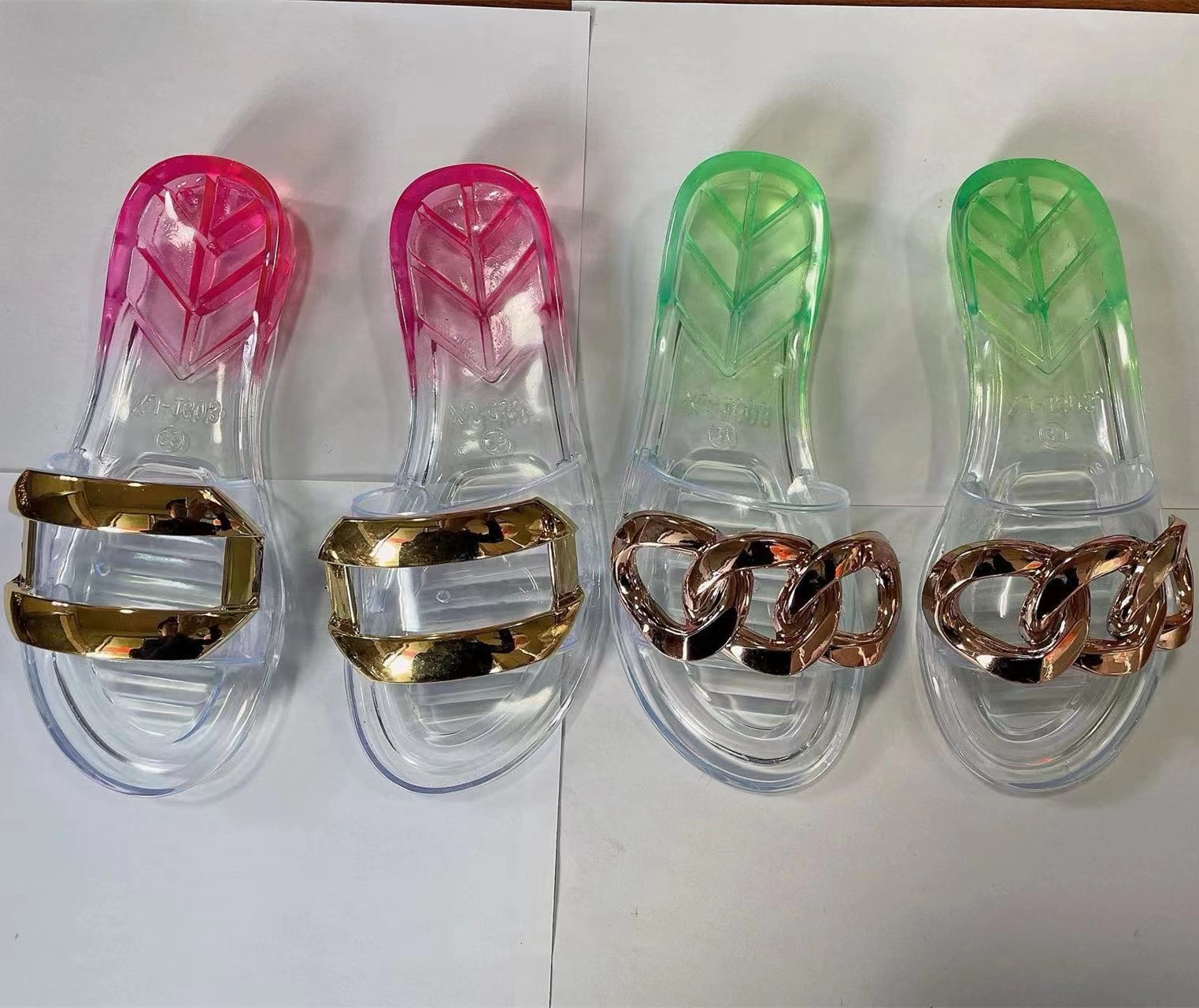 外贸出口拖鞋女夏水晶透明室内浴室防滑软底外穿韩版时尚凉拖鞋