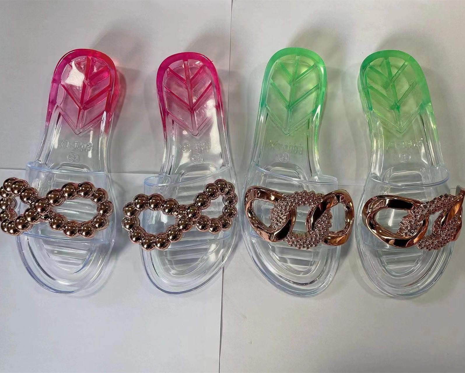 外贸出口水晶拖鞋女夏季时尚蝴蝶结一字拖外出沙滩透明凉拖鞋批发