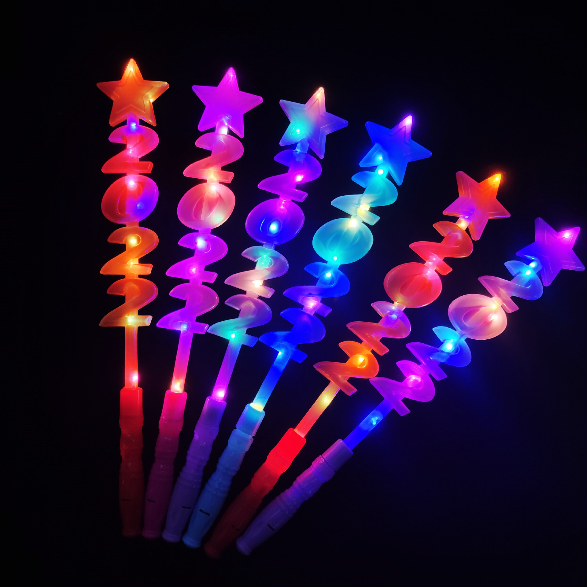 新款2022新年发光棒LED发光闪光棒新年礼品儿童发光玩具地摊热卖