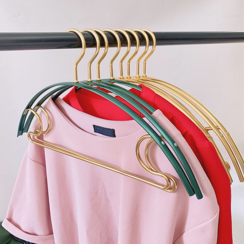 网红衣架轻奢墨绿色香槟金太空铝合金半圆弧形无痕晾晒挂衣服架子