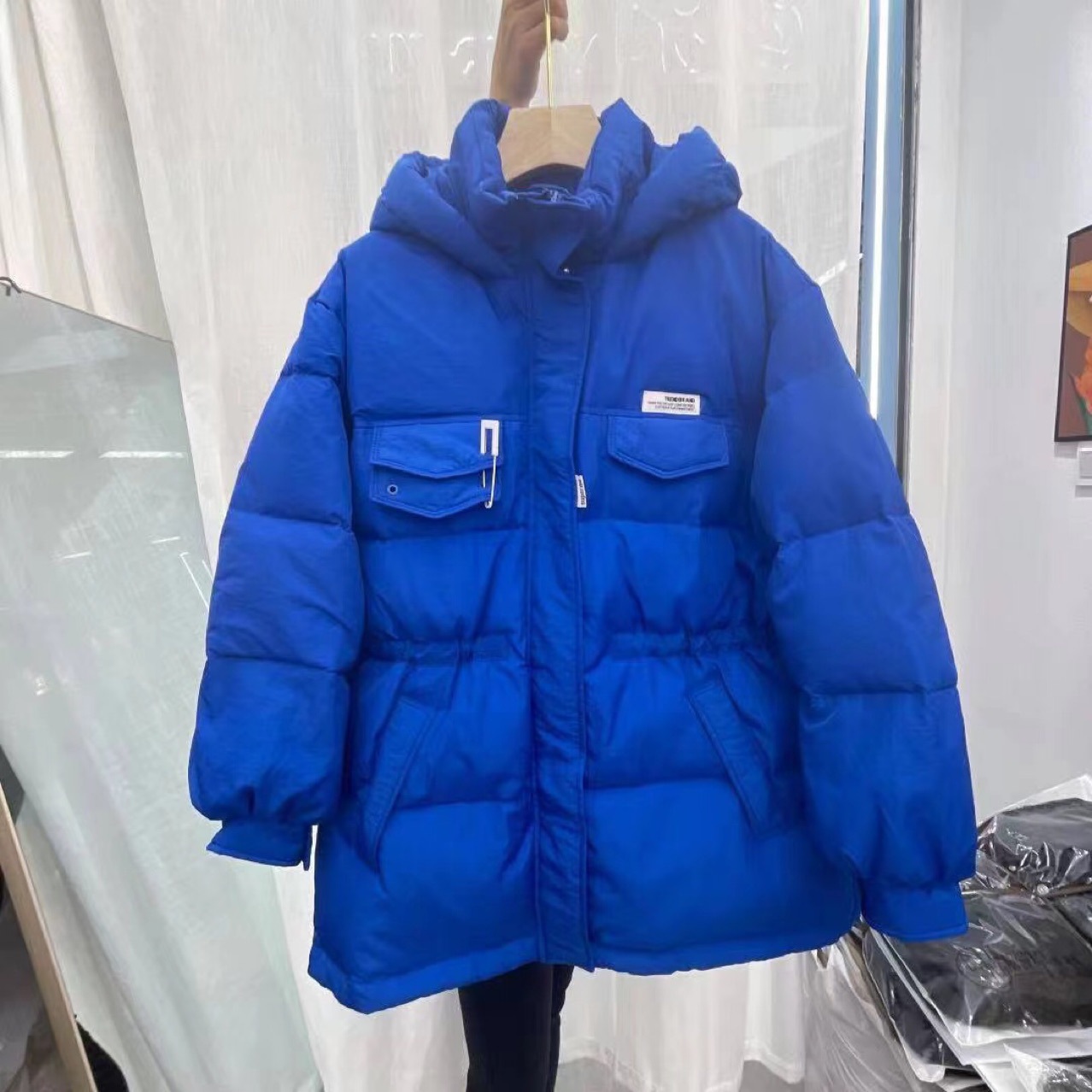 2021新款韩版别针款加厚中长款羽绒服女4色2码连帽大口袋外套
