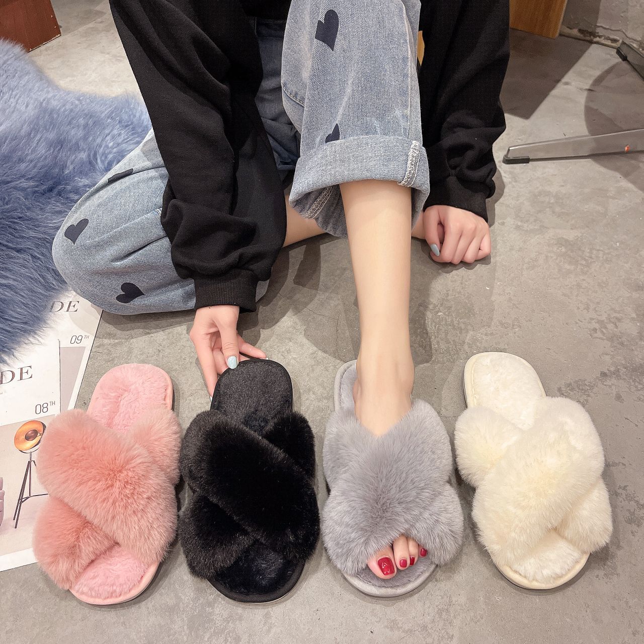 跨境亚马逊缝制拖鞋女冬季长毛绒交叉带棉拖鞋室内保暖毛毛拖鞋女
