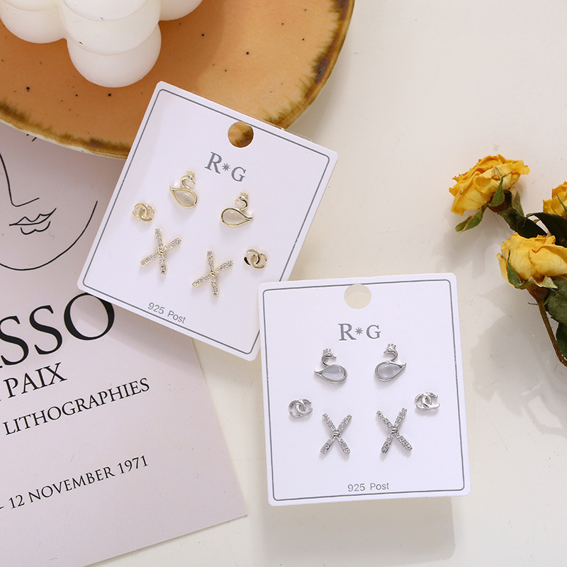 2021新款天鹅X双C耳钉三对个性冷淡耳环镶锆石银针女网红星期耳环