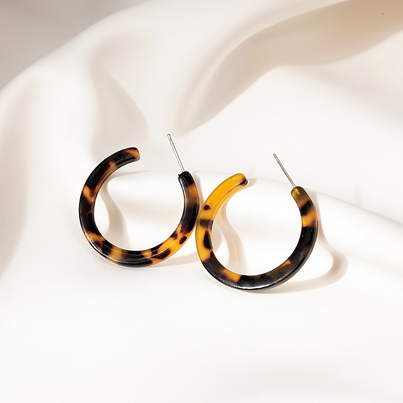 韩国小众感豹纹醋酸c形耳环女亚克力复古耳环气质网红冷淡风耳饰