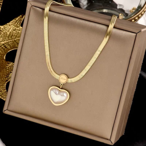 Titanium Steel Sweet Peach Heart Necklace Simple Ins Chain Fashion All-Match Temperament Entry Lux Clavicle Chain Girl Niche