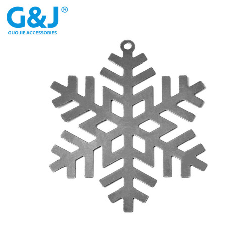 Factory Direct Sales Iron Stamping Parts Christmas Accessories Snowflake Lighting Chain Decorative Pendant Iron Metal Crafts
