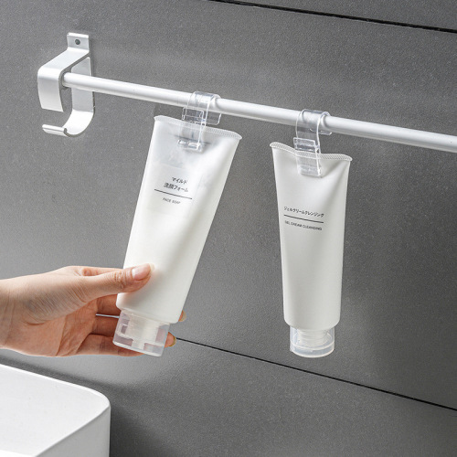 japanese transparent clip hook multi-purpose plastic clip facial cleanser toothpaste clip hanging storage clip for bathroom