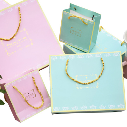 Factory Direct Exquisite Wedding Gift Bag Wedding Candy Bag Hand Gift Valentine‘s Day Handbag Spot Paper Bag 