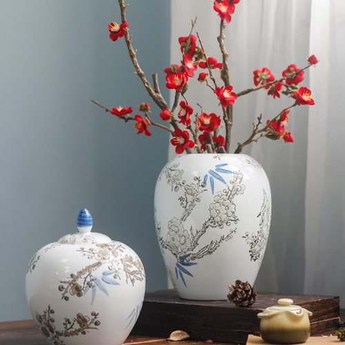 Simple Modern Blue and White Porcelain Ceramic Pot Suitable for Living Room Study Hallway TV Cabinet Decoration Chinese Exquisite Crafts