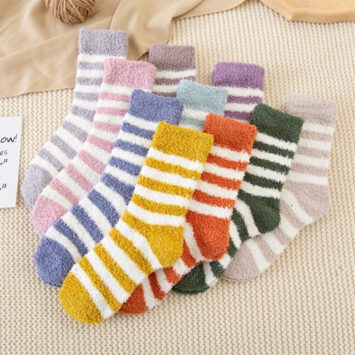 foreign Trade New Autumn and Winter Coral Fleece Women‘s Striped Half-Edge Velvet Mid-Calf Socks Home Sleep Floor Socks Customized
