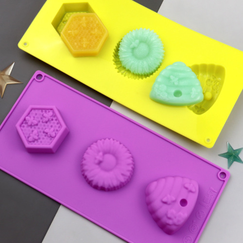 3-Piece Different Honeycomb Cartoon Characteristic Silicone Cake Mold DIY Handmade Soap Mold Food Grade