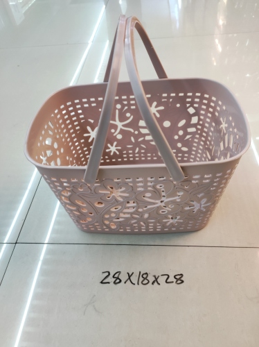 small basket， shopping basket