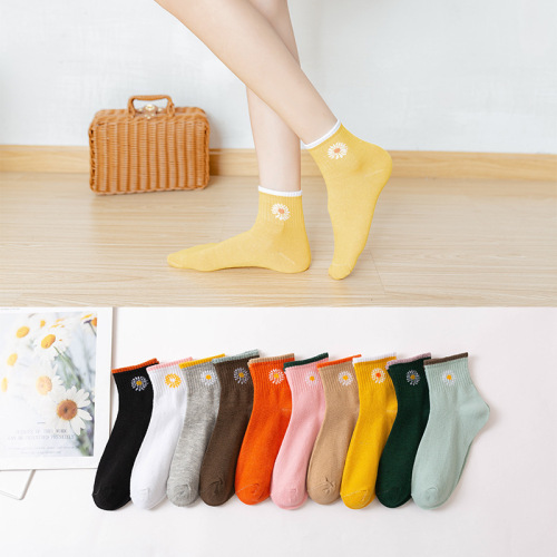 Women‘s Socks Autumn and Winter New Mid-Calf Chrysanthemum Socks Candy Color College Style Japanese Style Loose Socks Zhuji Factory Wholesale